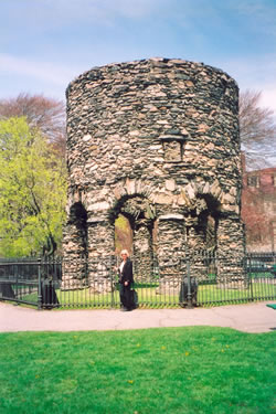 [ Newport Tower, 2004 ]